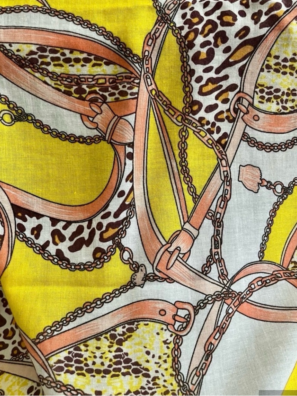 Patterned rectangular shawl/scarf. Good sized. - Picture 8 of 8